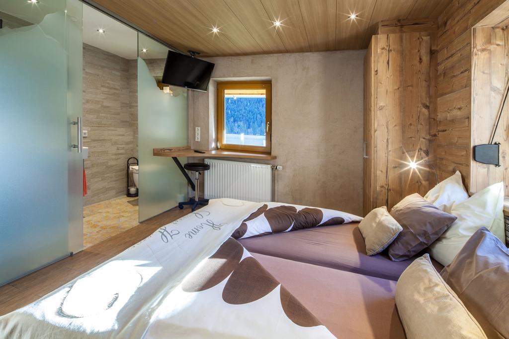 Gasthaus-Pension Reiterklause Leutasch Exteriör bild